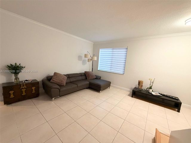 462 Fishtail Ter, Weston, FL 33327