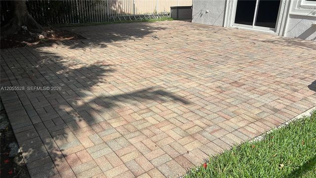 462 Fishtail Ter, Weston, FL 33327