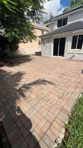 462 Fishtail Ter, Weston, FL 33327