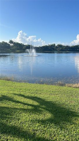 462 Fishtail Ter, Weston, FL 33327