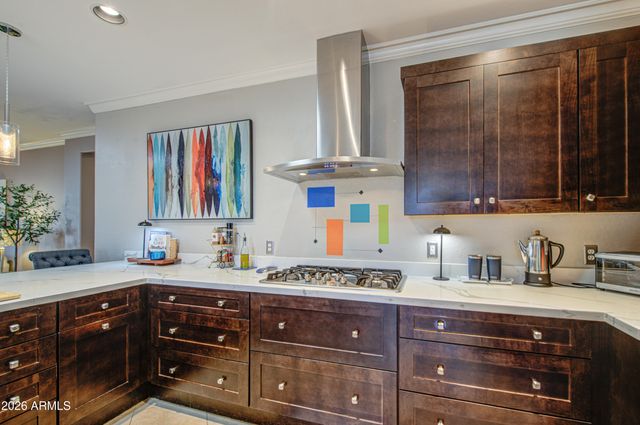 903 W Jersey Way, San Tan Valley, AZ 85143