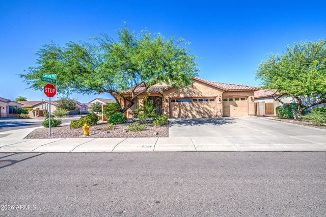 903 W Jersey Way, San Tan Valley, AZ 85143