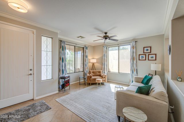 903 W Jersey Way, San Tan Valley, AZ 85143