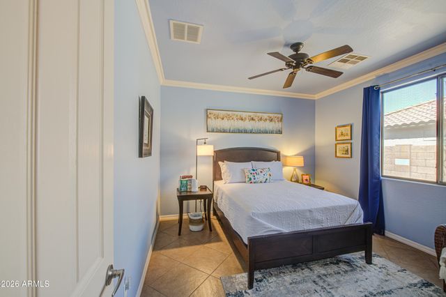903 W Jersey Way, San Tan Valley, AZ 85143