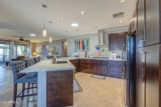 903 W Jersey Way, San Tan Valley, AZ 85143