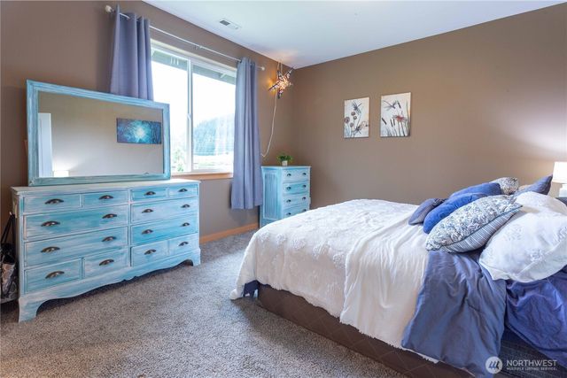 24051 Mangat Lane, Sedro Woolley, WA 98284