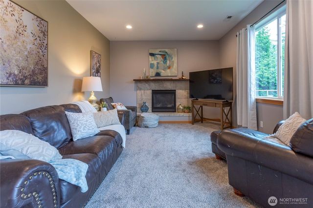24051 Mangat Lane, Sedro Woolley, WA 98284