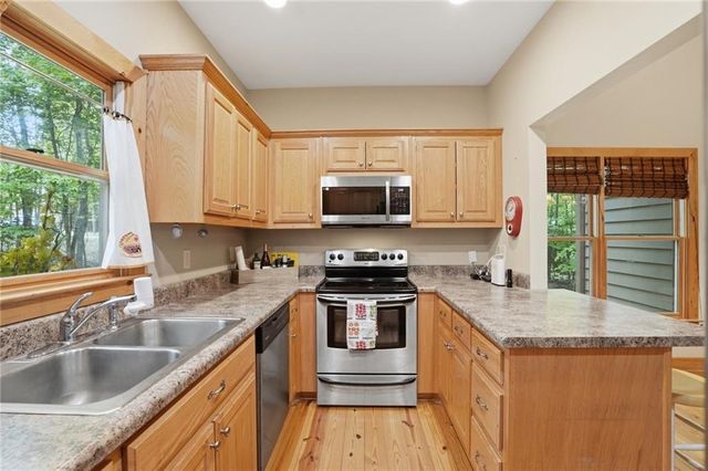 1060 Rocktree Road, Dahlonega, GA 30533