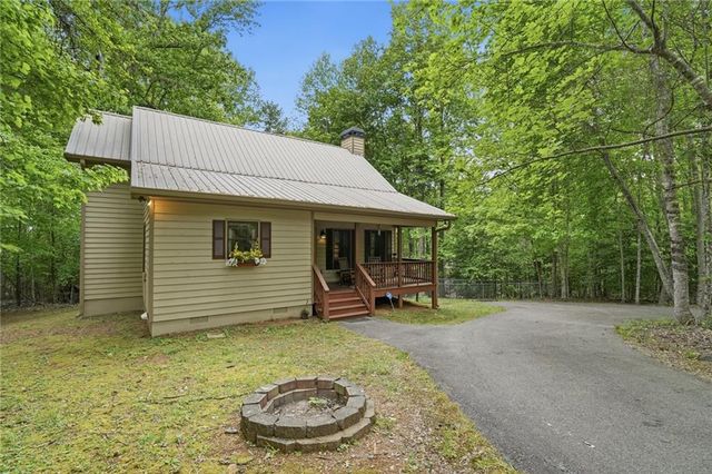 1060 Rocktree Road, Dahlonega, GA 30533