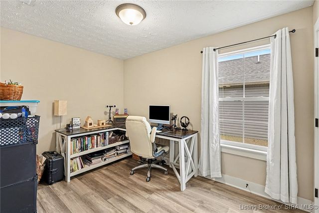 975 Wooded Trail, Scottsburg, IN 47170