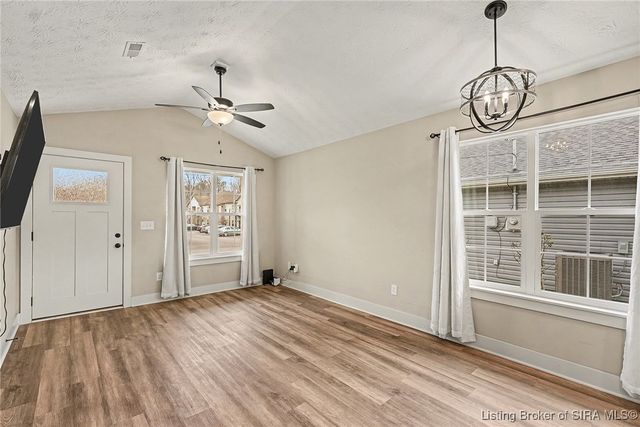 975 Wooded Trail, Scottsburg, IN 47170