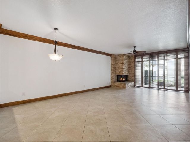 1055 KENSINGTON PARK DRIVE 710, Altamonte Springs, FL 32714