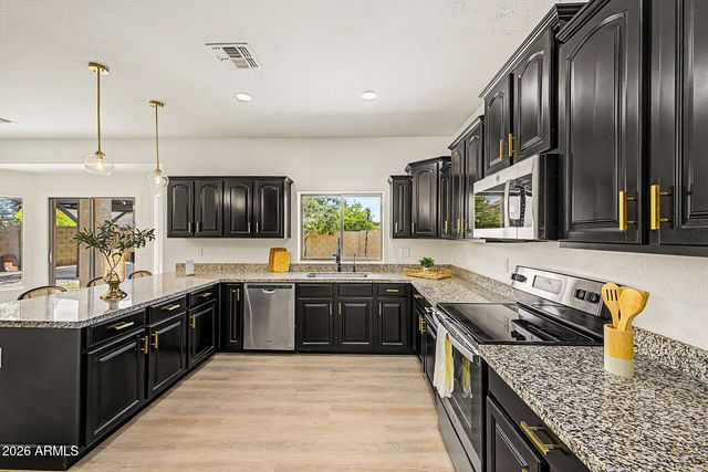 11581 W COCOPAH Street, Avondale, AZ 85323