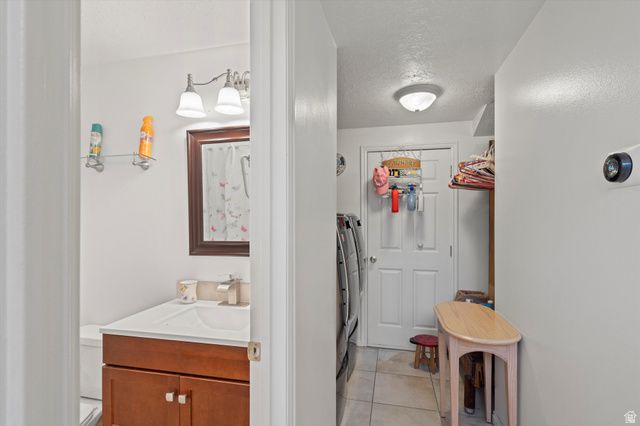 2942 N 2000 W, Farr West, UT 84404