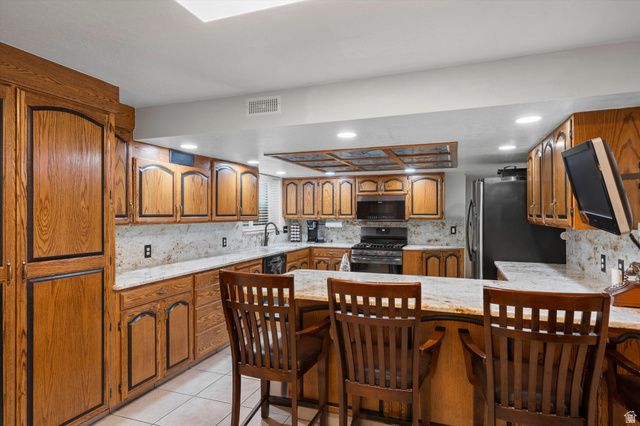 2942 N 2000 W, Farr West, UT 84404