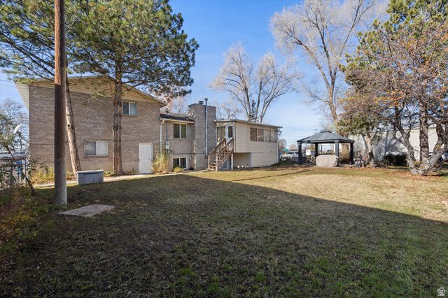 2942 N 2000 W, Farr West, UT 84404