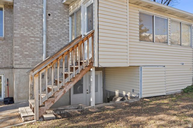 2942 N 2000 W, Farr West, UT 84404