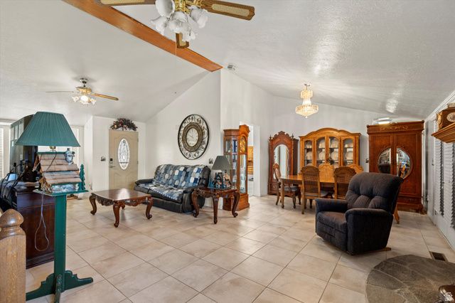 2942 N 2000 W, Farr West, UT 84404