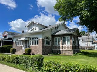 780 State Line Road, Calumet City, IL 60409