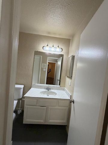 9797 Leawood Boulevard 1101, Houston, TX 77099