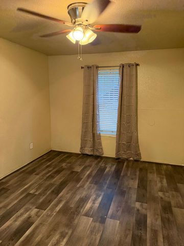 9797 Leawood Boulevard 1101, Houston, TX 77099