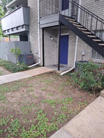 9797 Leawood Boulevard 1101, Houston, TX 77099