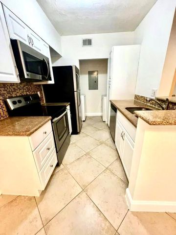 10354 Fox Trail Road S 1501, West Palm Beach, FL 33411
