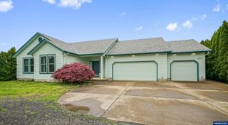 2655 Hollywood Dr NE, Salem, OR 97305