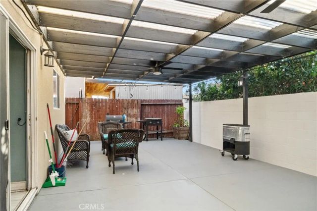 947 Via Camino 11, Wilmington, CA 90744