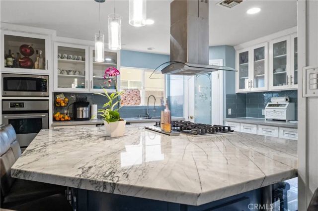 947 Via Camino 11, Wilmington, CA 90744
