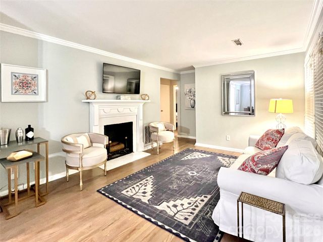 4638 Murrayhill Road, Charlotte, NC 28209