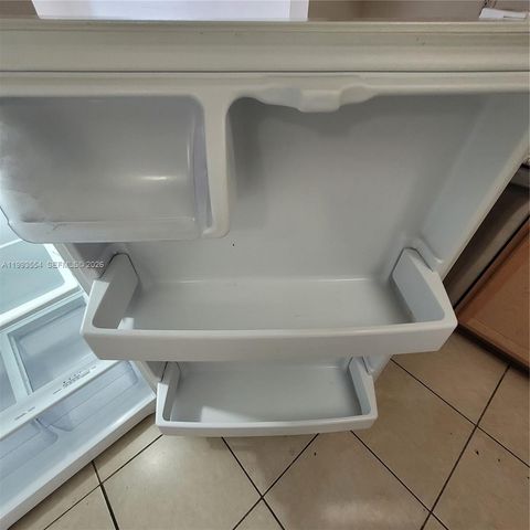 10090 NW 80th Ct 1202, Hialeah Gardens, FL 33016