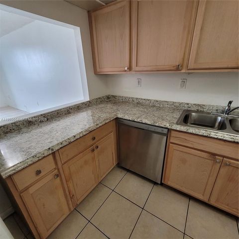 10090 NW 80th Ct 1202, Hialeah Gardens, FL 33016