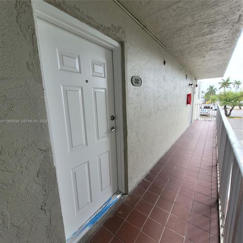 10090 NW 80th Ct 1202, Hialeah Gardens, FL 33016