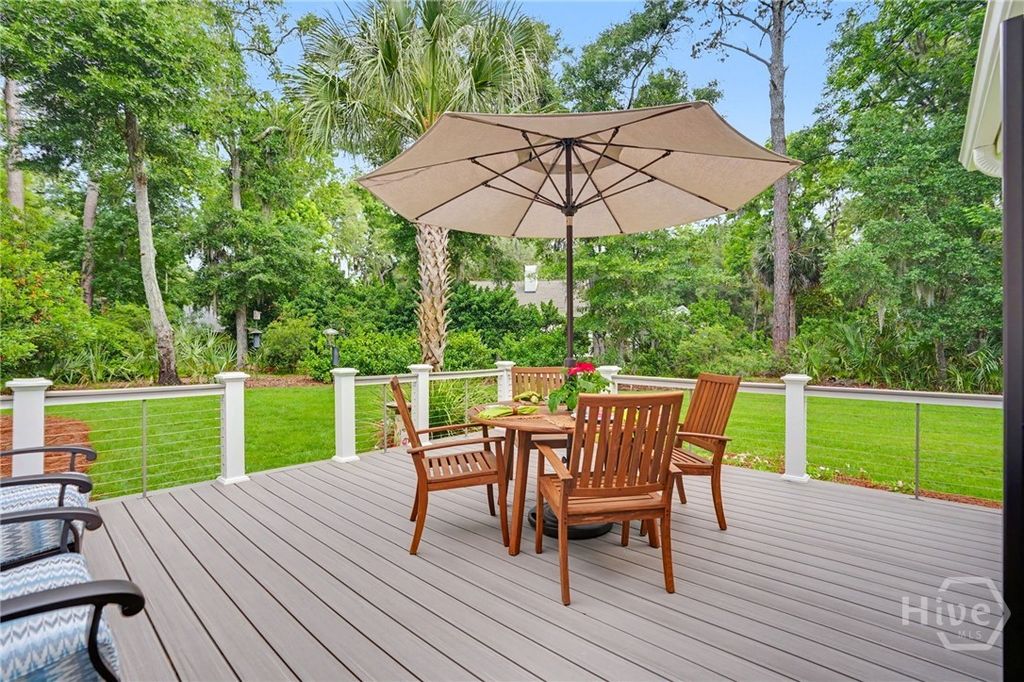 Image 37 of property listing at 9 Brandenberry Road, Savannah, GA 31411