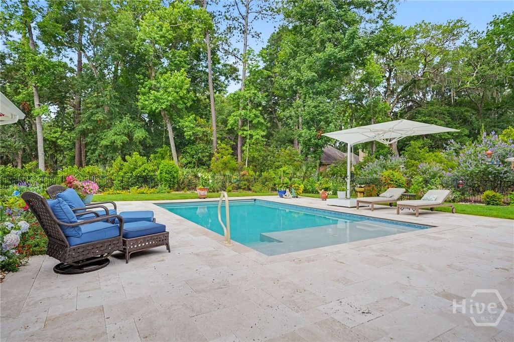 Image 39 of property listing at 9 Brandenberry Road, Savannah, GA 31411