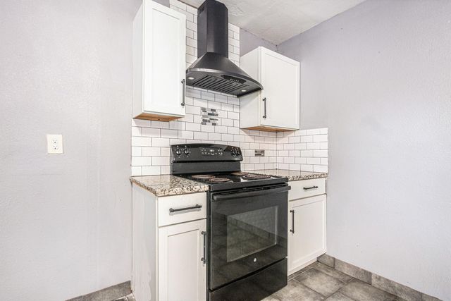 906 Alyse Street, Deer Park, TX 77536