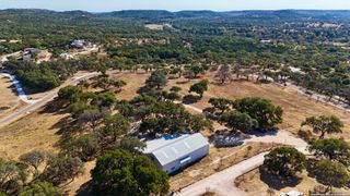 111 POEHNERT RD, Boerne, TX 78006