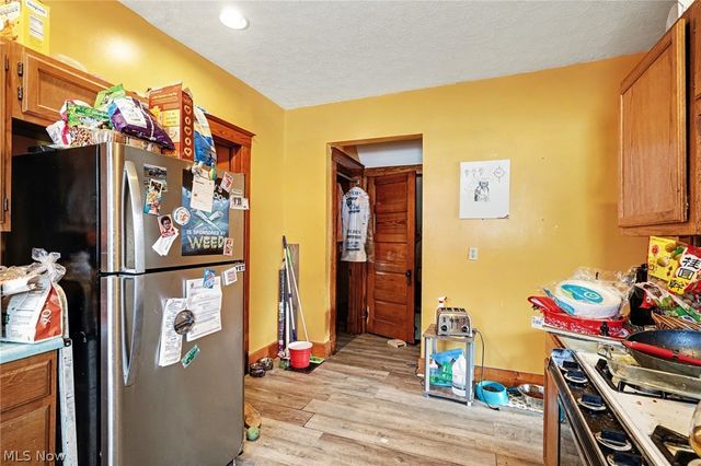 2204 Harmon Avenue, Niles, OH 44446