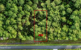 430 Chadwick Acres Road, Sneads Ferry, NC 28460