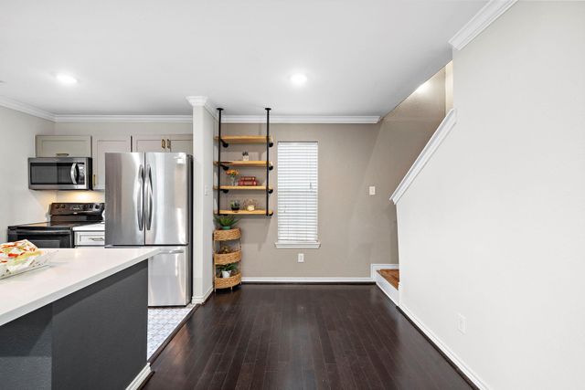 9623 Elmview Place 1, Houston, TX 77080