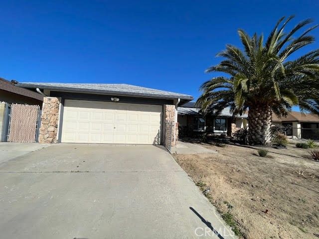 3143 Darkwood, Lancaster, CA 93536