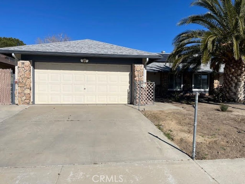 3143 Darkwood, Lancaster, CA 93536