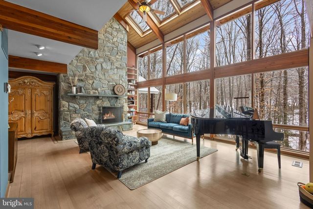 10755 RIVERSCAPE RUN, Great Falls, VA 22066