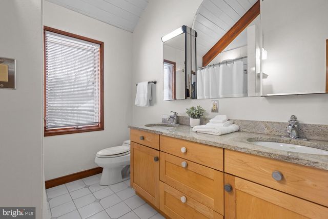 10755 RIVERSCAPE RUN, Great Falls, VA 22066