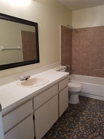 8202 BROWARD PLACE, Temple Terrace, FL 33637