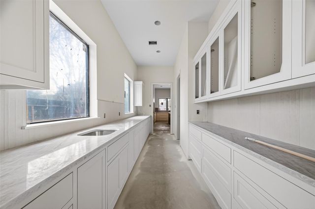 316 W 30th Street, Houston, TX 77018