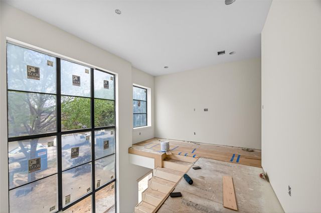 316 W 30th Street, Houston, TX 77018