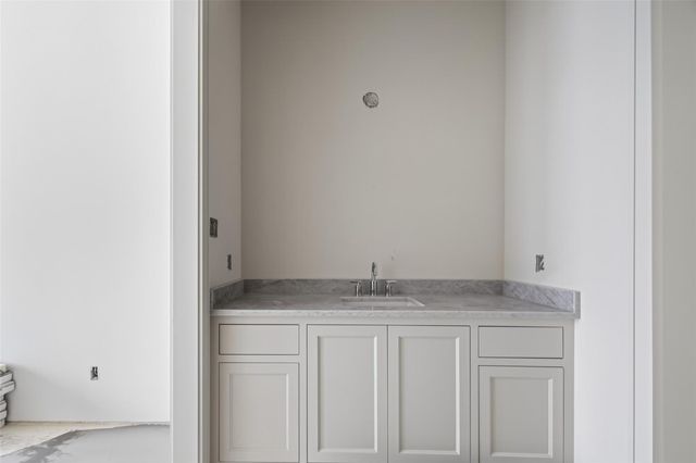 316 W 30th Street, Houston, TX 77018