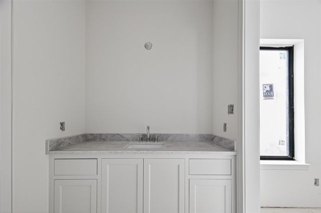 316 W 30th Street, Houston, TX 77018